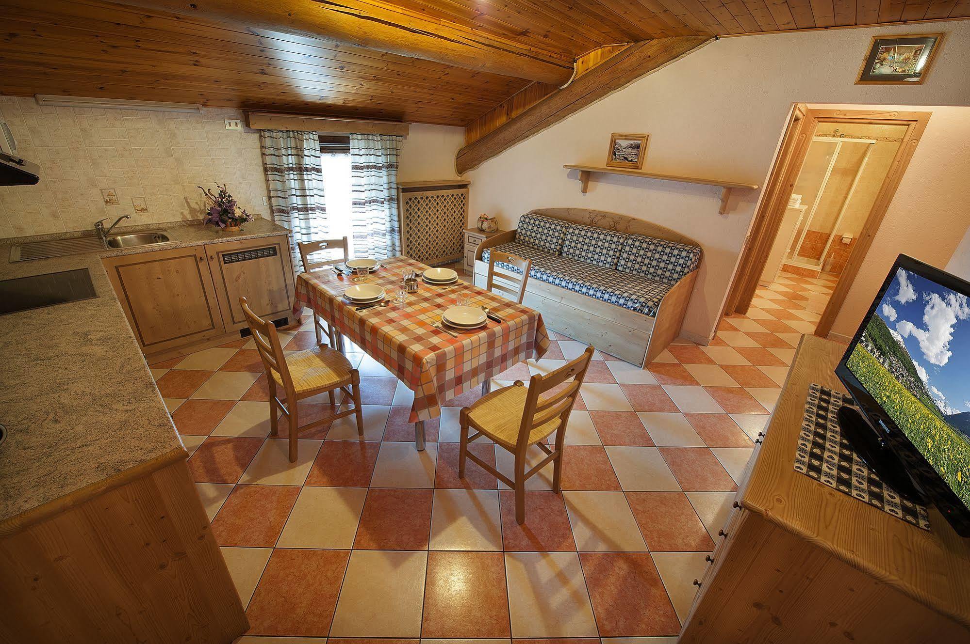 Baita Carosello Apt 4 By Livigno Accomodation Exterior foto