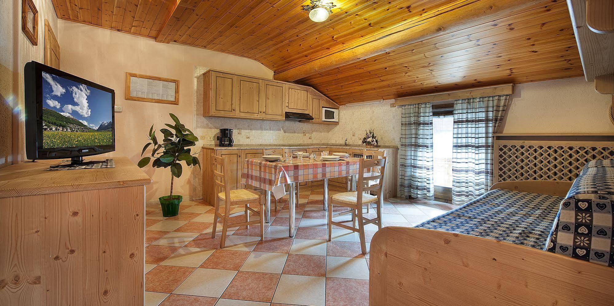 Baita Carosello Apt 4 By Livigno Accomodation Exterior foto